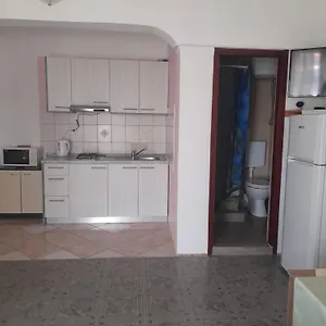  Appartement Ninske Vodice